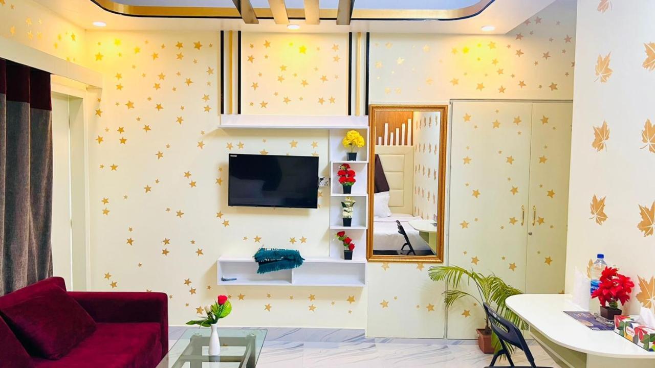 Hotel Blue Bird ธากา ภายนอก รูปภาพ