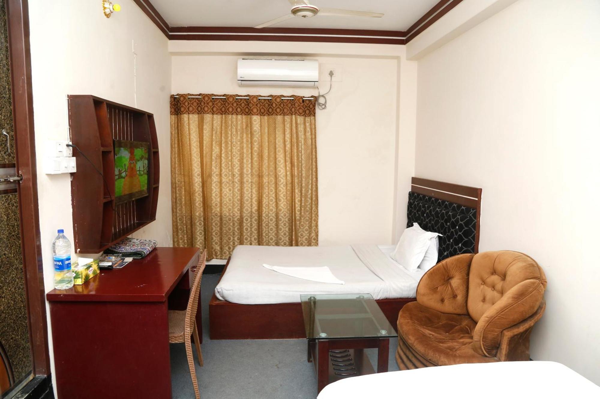 Hotel Blue Bird ธากา ภายนอก รูปภาพ