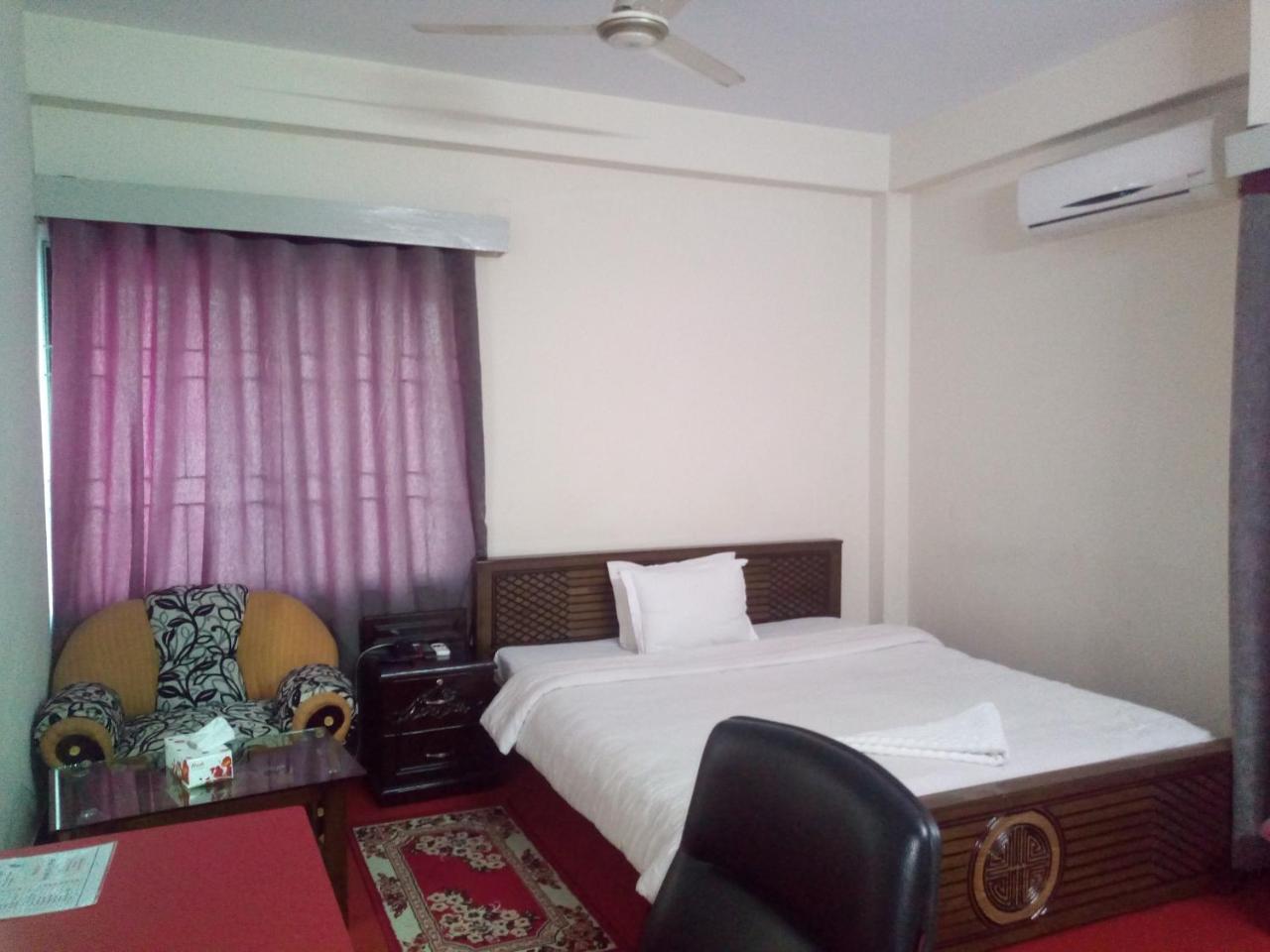 Hotel Blue Bird ธากา ภายนอก รูปภาพ